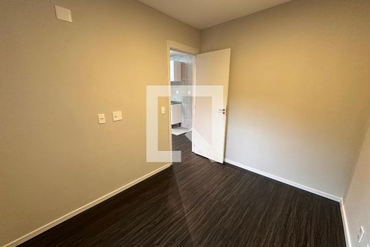 Quarto 1 de apartamento à venda com 2 quartos, 52m² em Jardim São Luís, São Paulo