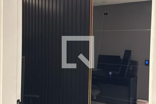 Sala de apartamento para alugar com 2 quartos, 34m² em Vila Rosalia, Guarulhos
