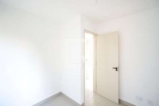 Quarto 01 de apartamento para alugar com 2 quartos, 41m² em Vila Esperança, São Paulo