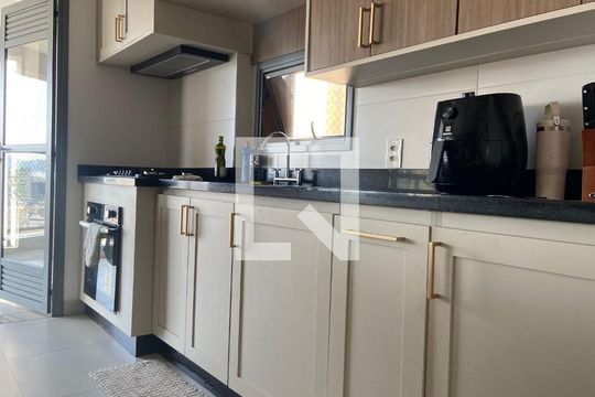 Sala - Cozinha de apartamento para alugar com 3 quartos, 125m² em Centro, Osasco