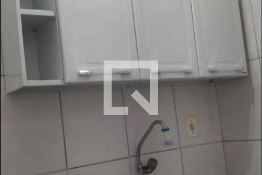 Cozinha de apartamento para alugar com 1 quarto, 36m² em José Menino, Santos