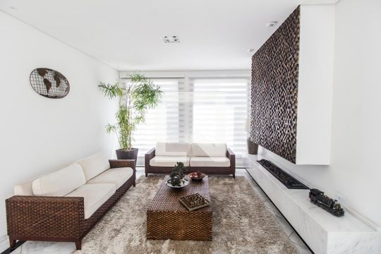 Sala  de casa de condomínio à venda com 5 quartos, 462m² em Colinas da Anhanguera, Santana de Parnaíba