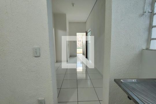 Kitnet/Studio para alugar com 2 quartos, 45m² em Parque Recreio, Contagem