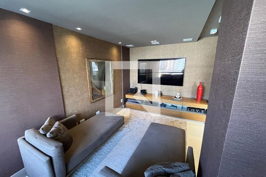 Sala de TV de apartamento à venda com 3 quartos, 195m² em Santana, São Paulo