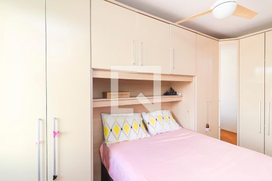 Quarto 1 de apartamento à venda com 2 quartos, 47m² em Vila Zefira, São Paulo
