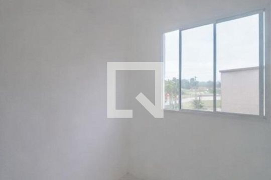 Quarto de apartamento para alugar com 2 quartos, 42m² em Fátima, Canoas