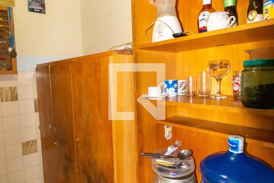 Casa para alugar com 5 quartos, 400m² em São Francisco, Niterói