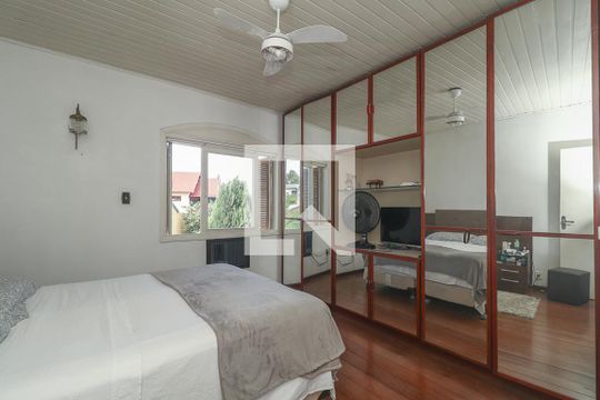 Quarto Suíte de casa à venda com 5 quartos, 300m² em Sarandi, Porto Alegre