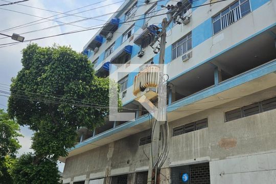 Apartamento para alugar com 2 quartos, 74m² em Ramos, Rio de Janeiro