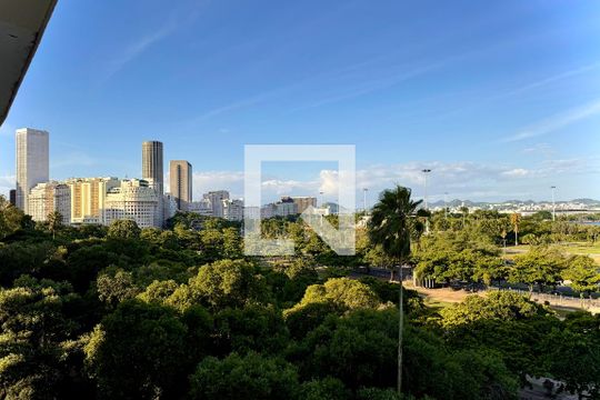Apartamento para alugar com 2 quartos, 65m² em Glória, Rio de Janeiro