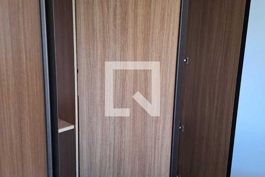 Quarto de apartamento para alugar com 1 quarto, 51m² em Caminho das Árvores, Salvador