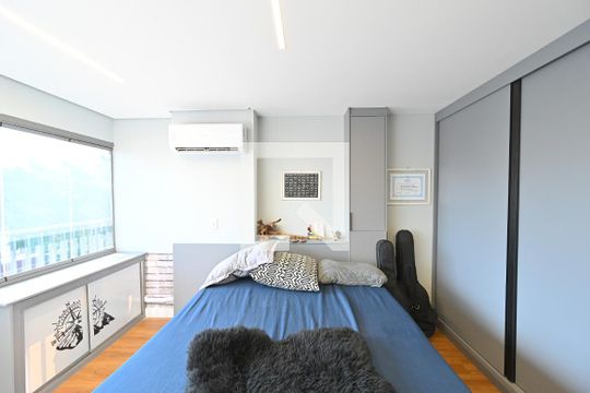 Sala/Quarto de kitnet/studio à venda com 1 quarto, 26m² em Vila da Saúde, São Paulo