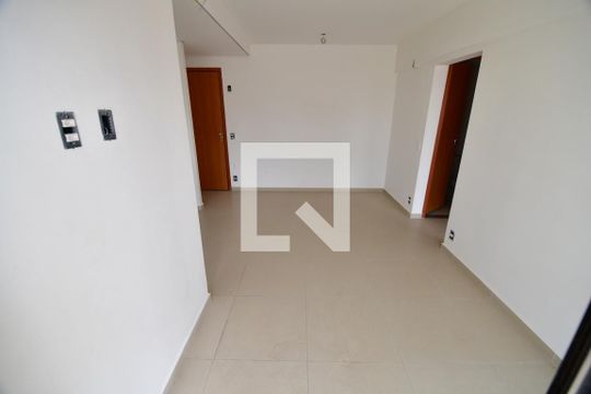 Sala de apartamento à venda com 2 quartos, 75m² em Jardim Chapadão, Campinas