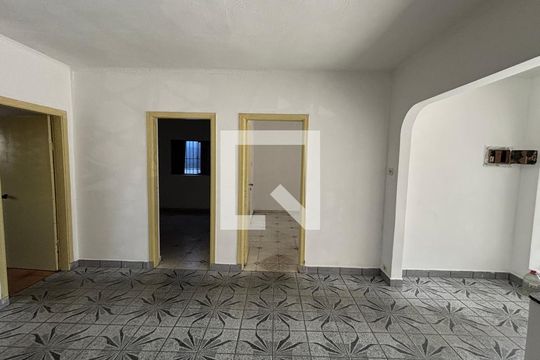 Sala de casa para alugar com 3 quartos, 260m² em Vila Alto de Santo Andre, Santo André