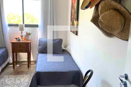 Quarto de apartamento para alugar com 2 quartos, 72m² em Ingleses do Rio Vermelho, Florianópolis