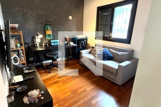 Quarto de casa à venda com 2 quartos, 155m² em Campo Belo, São Paulo
