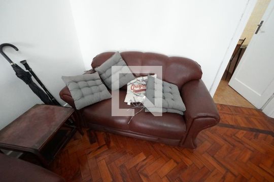 Sala de casa para alugar com 2 quartos, 120m² em Cambuci, São Paulo