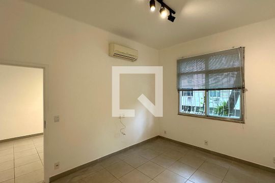 Quarto de apartamento à venda com 4 quartos, 188m² em Ipanema, Rio de Janeiro