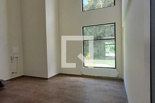 Quarto de casa de condomínio para alugar com 4 quartos, 230m² em Rio Tavares Central, Florianópolis