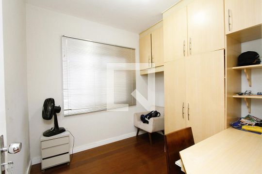 Quarto 1 de apartamento para alugar com 3 quartos, 100m² em Buritis, Belo Horizonte