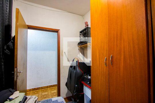 Quarto 2 de casa para alugar com 4 quartos, 330m² em Parque Sao Vicente, Santo André