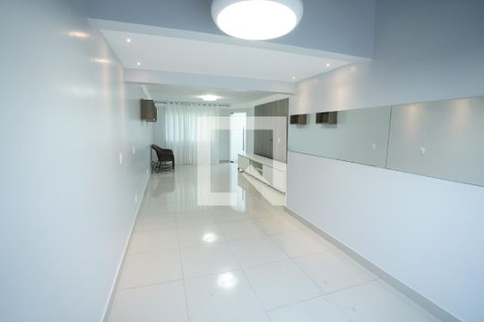 Casa de Condomínio à venda com 3 quartos, 129m² em Jardim Europa, Goiânia