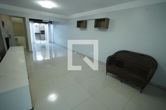 Casa de Condomínio à venda com 3 quartos, 129m² em Jardim Europa, Goiânia