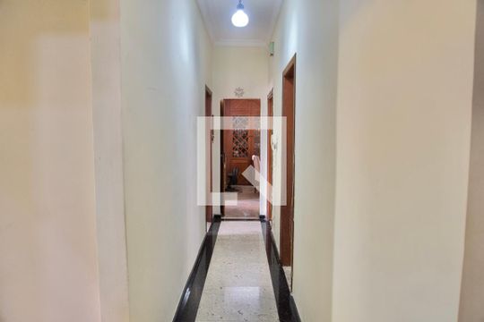 Corredor de casa à venda com 7 quartos, 444m² em Padre Eustáquio, Belo Horizonte
