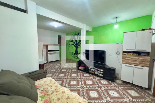Sala de casa para alugar com 3 quartos, 300m² em Jardim Ponte Alta I, Guarulhos