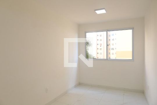 Apartamento para alugar com 2 quartos, 41m² em Parada Xv de Novembro, São Paulo