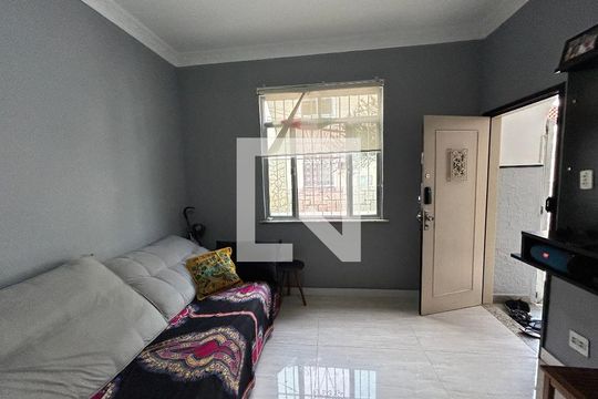 Sala de casa de condomínio à venda com 2 quartos, 70m² em Todos Os Santos, Rio de Janeiro