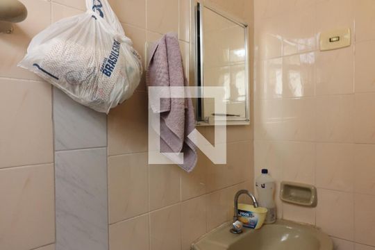 Banheiro Social de casa à venda com 2 quartos, 150m² em Jardim Irene, São Bernardo do Campo