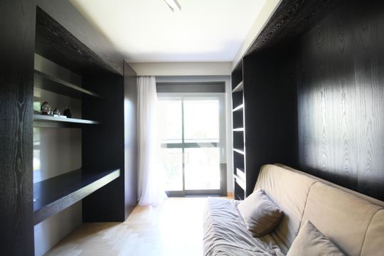 Sala TV de apartamento à venda com 3 quartos, 194m² em Real Parque, São Paulo