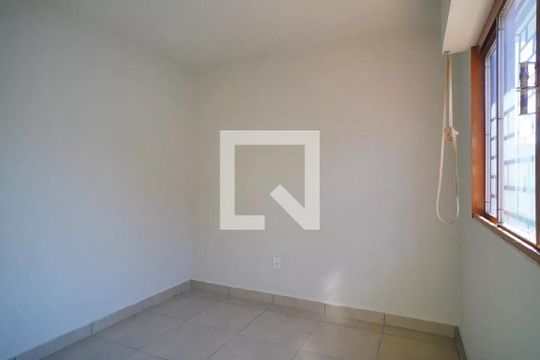Quarto 2 de casa à venda com 3 quartos, 82m² em Passo das Pedras, Porto Alegre