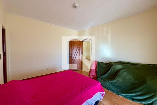 Suíte de casa à venda com 3 quartos, 250m² em Parque Continental Ii, Guarulhos