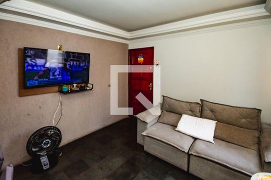 Apartamento à venda com 2 quartos, 48m² em Floramar, Belo Horizonte