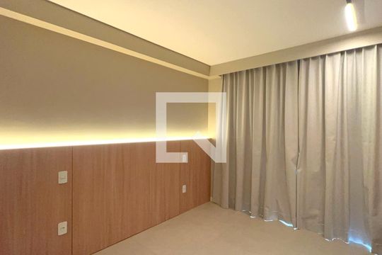 Kitnet/Studio à venda com 1 quarto, 25m² em Pinheiros, São Paulo