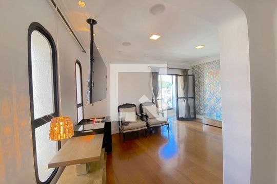 Sala de apartamento para alugar com 4 quartos, 126m² em Vila Regina, Osasco