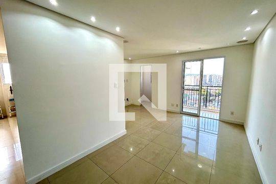 Sala de apartamento à venda com 2 quartos, 70m² em Vila Moreira, Guarulhos