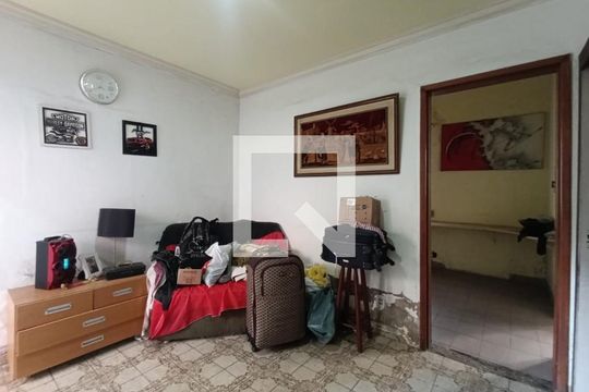 Casa para alugar com 3 quartos, 200m² em Caonze, Nova Iguaçu