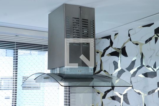 Apartamento para alugar com 3 quartos, 93m² em Jardim Isis, Cotia
