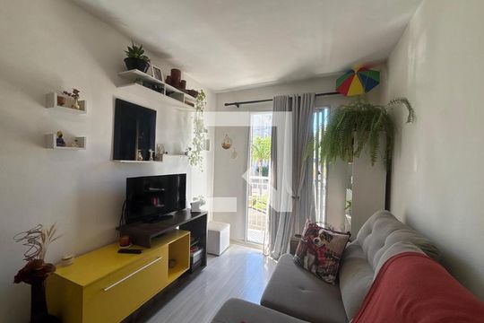 Apartamento à venda com 2 quartos, 48m² em Santos Dumont, São Leopoldo