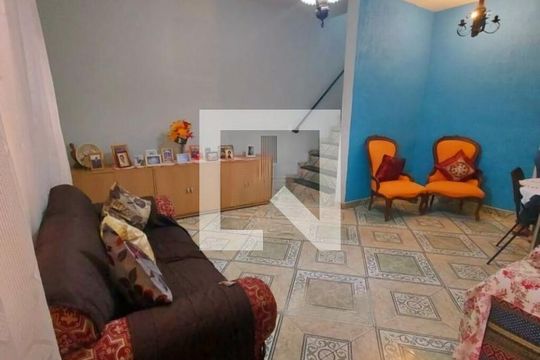 Casa à venda com 5 quartos, 150m² em Vila Dalva, São Paulo