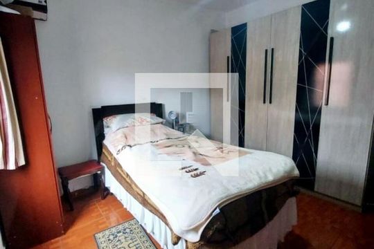 Casa à venda com 5 quartos, 150m² em Vila Dalva, São Paulo