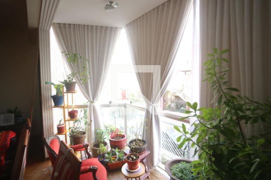 Apartamento para alugar com 3 quartos, 100m² em Grajaú, Belo Horizonte