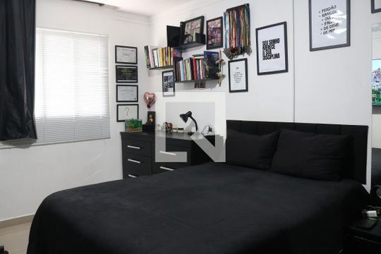 Quarto 1 de casa à venda com 5 quartos, 143m² em Alto da Lapa, São Paulo
