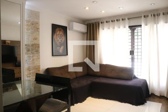 Casa à venda com 5 quartos, 143m² em Alto da Lapa, São Paulo