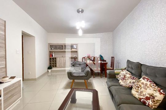 Casa à venda com 6 quartos, 408m² em Califórnia, Belo Horizonte