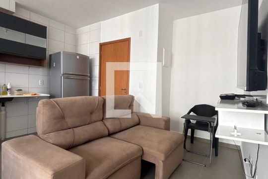 Sala de apartamento para alugar com 2 quartos, 42m² em Morada da Colina, Uberlândia