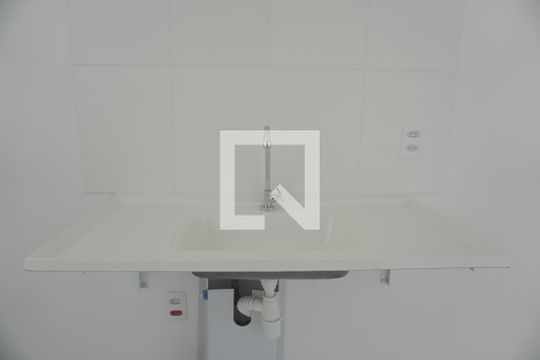 Apartamento à venda com 2 quartos, 38m² em Itaquera, São Paulo
